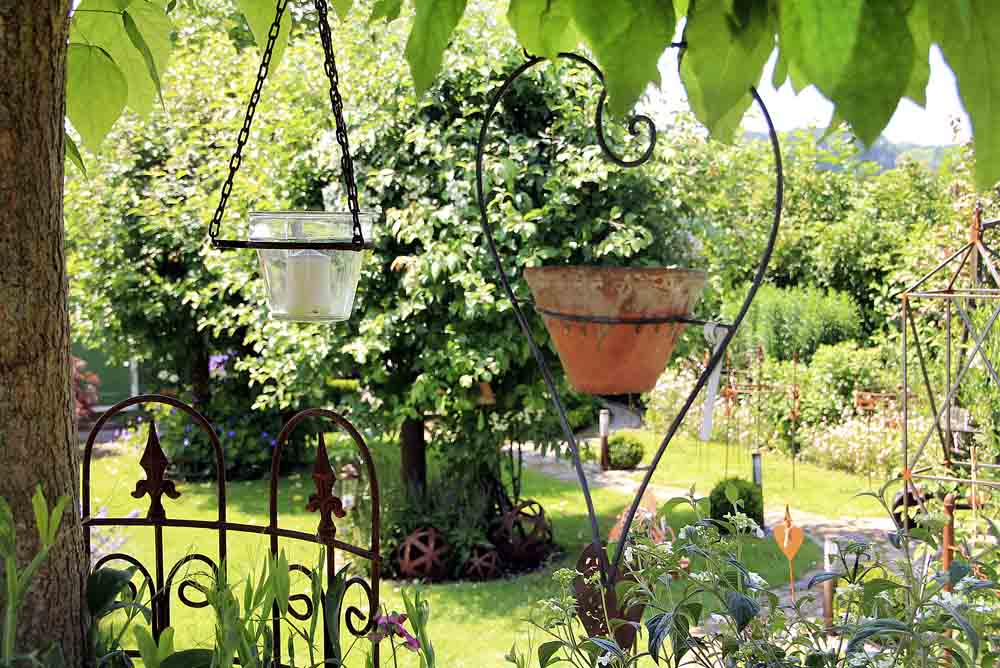 Blick in einen Garten im Kreis Soest