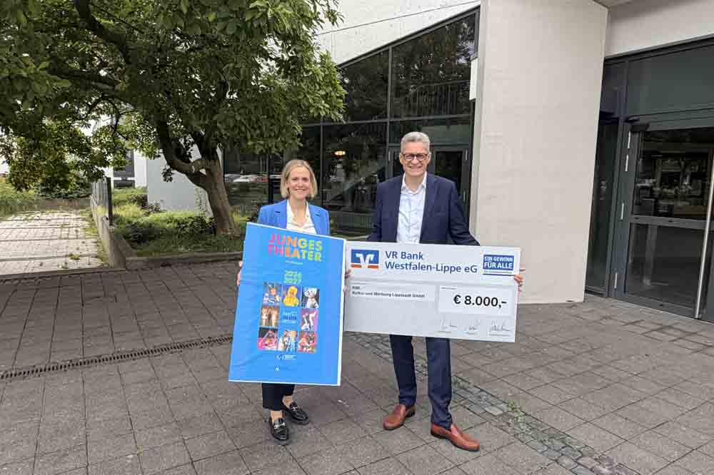 Franziska Sommer (KWL) und Stefan Hoffmann (VR Bank Westfalen-Lippe)