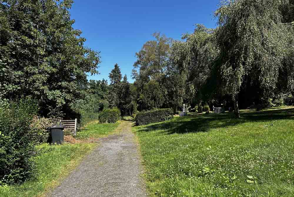 Blick auf den Eichholzfriedhof