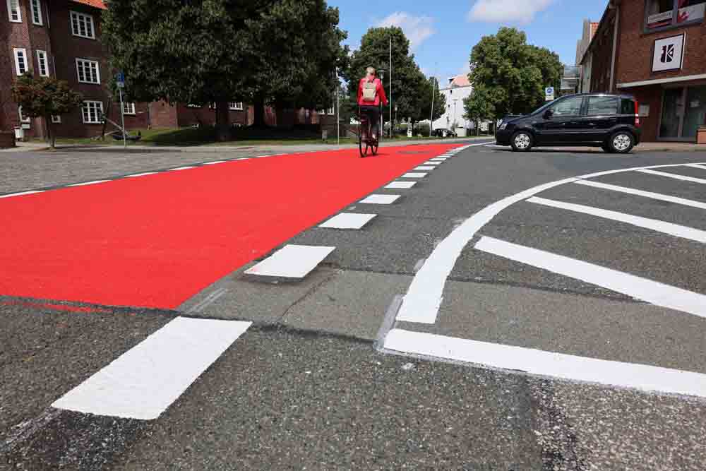 Blick auf neu eingerichtete Fahrradstraße