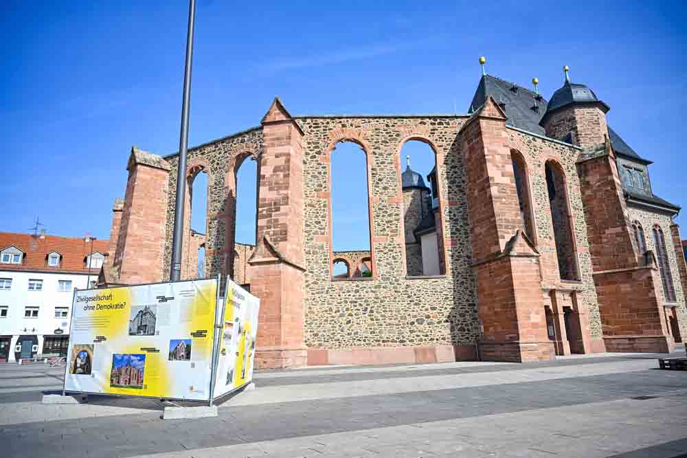 Blick auf die die Wallonisch-Niederländische Kirche
