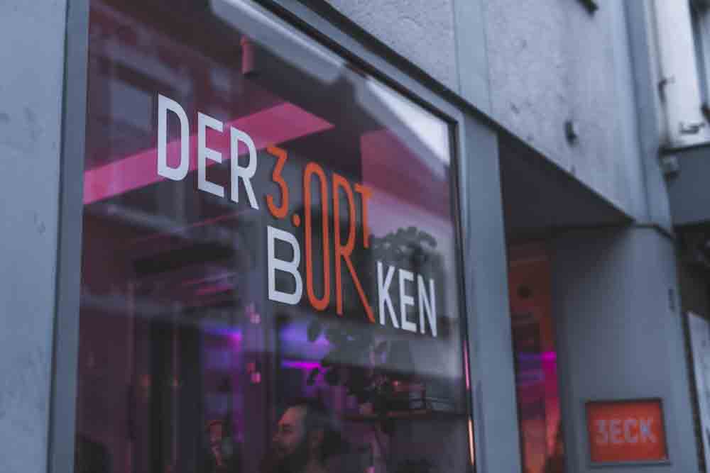 Frontscheibe des 3Eck mit Aufdruck "Der 3. Ort Borken"
