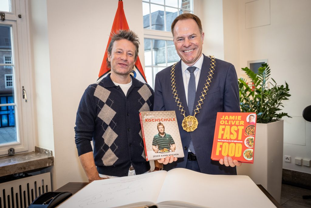 Jamie Oliver zu Gast im Rathaus Düsseldorf