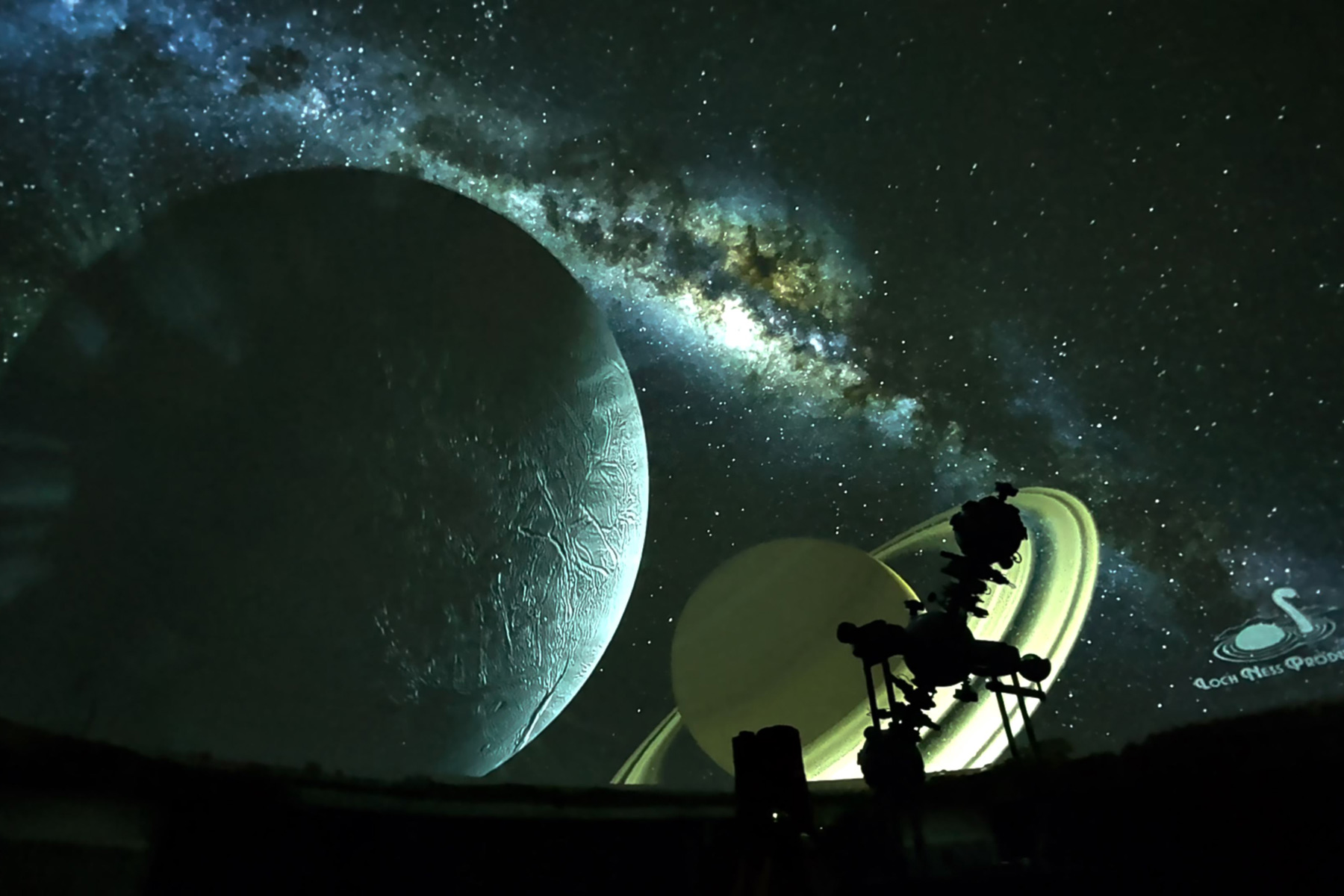 Schweriner Planetarium weiht digitalen 360-Grad-Projektor ein